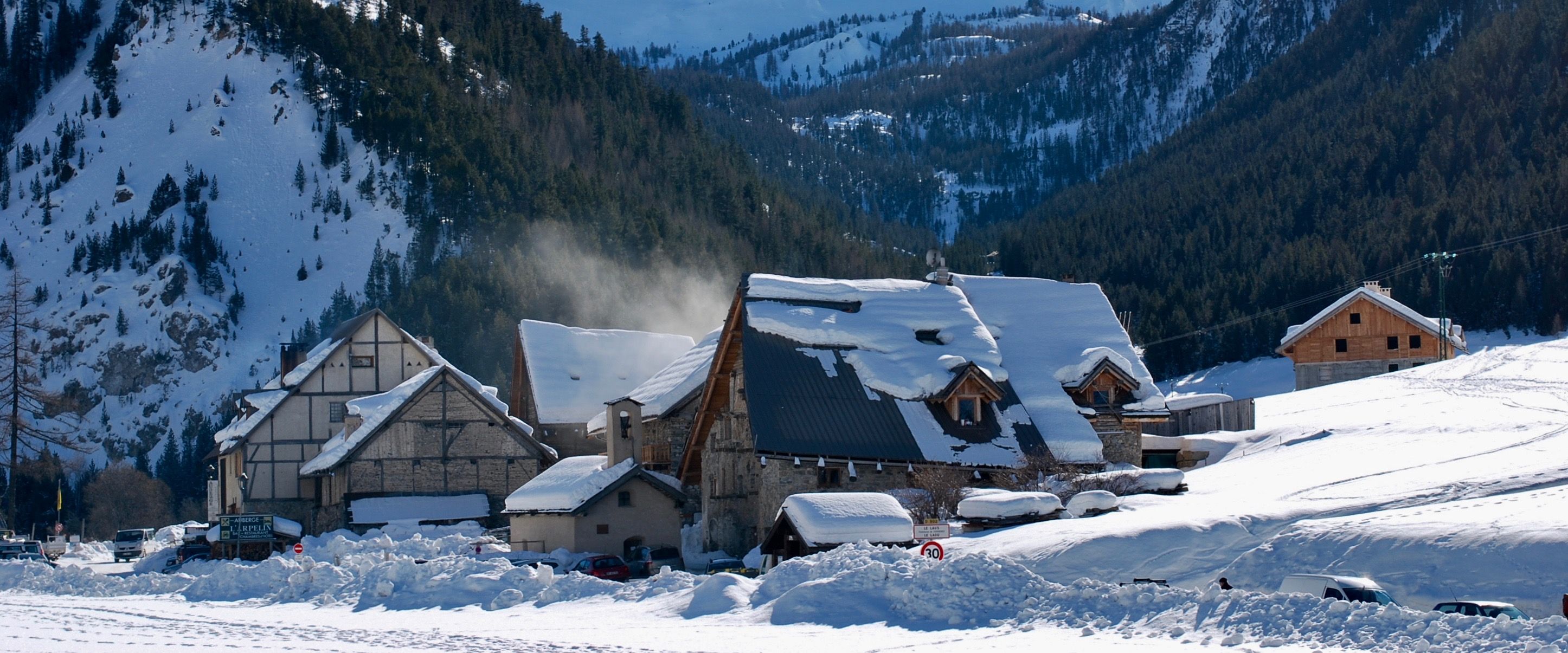 Cervières et le hameau du Laus en dessin