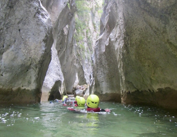 canyoning-famille-sejour-catalogne-pyrenees-orientales-nature-occitane.jpg