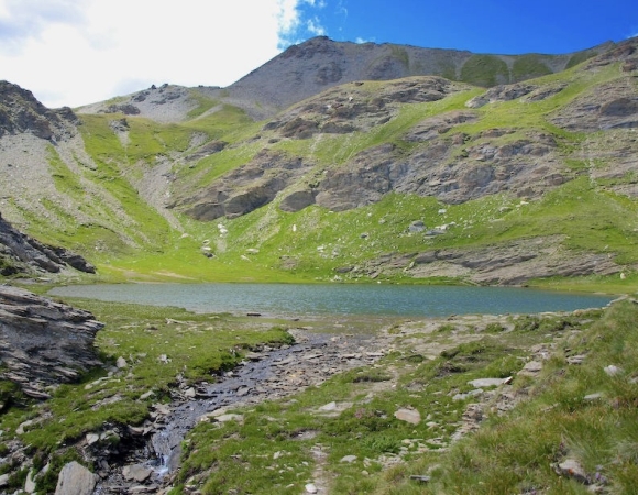 lac-altitude-montagne-alpes.JPG
