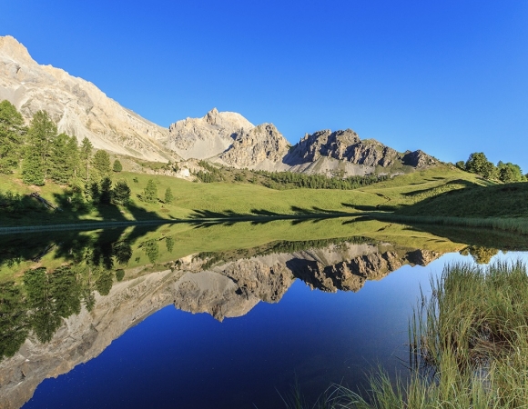 lac-d-altitude-du-queras-en-rando-alpes-du-sud.jpg