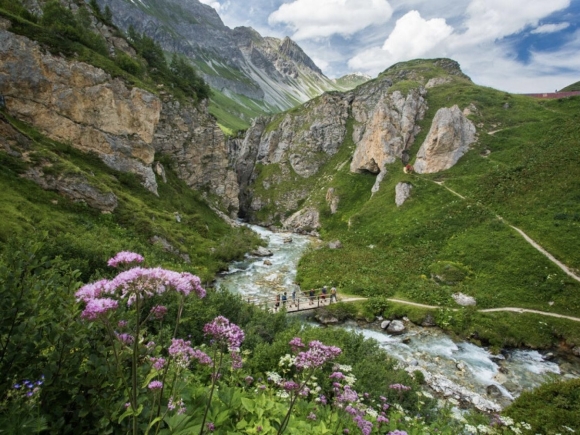 paysage-et-torrent-de-la-vanoise.jpg