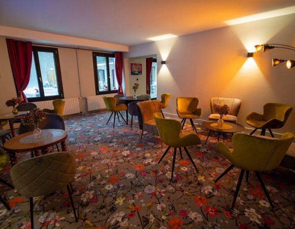 salon-de-l-hotel-rando-belledonne-alpes-france.jpg
