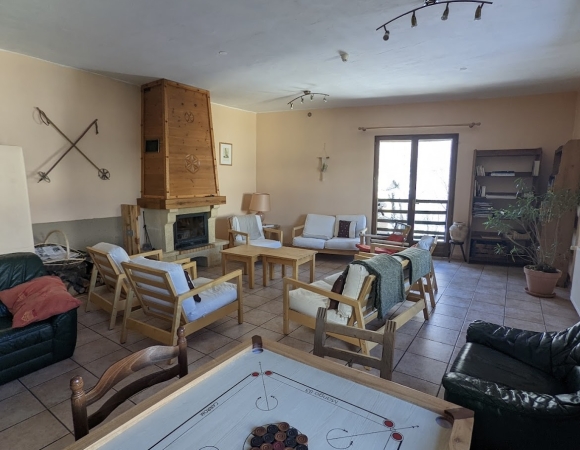 salon-gite-molines-en-queyras-alpes.jpg