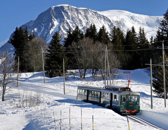 tramway-mont-blanc-france.jpg