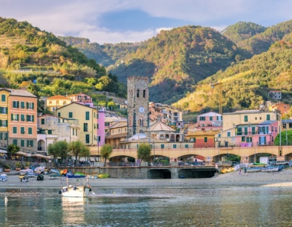 village-de-monterosso-cinque-terre-italie.jpeg