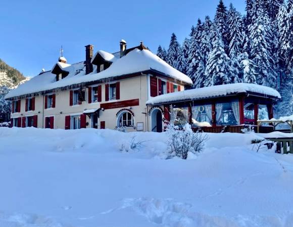 hotel-en-chartreuse.jpg